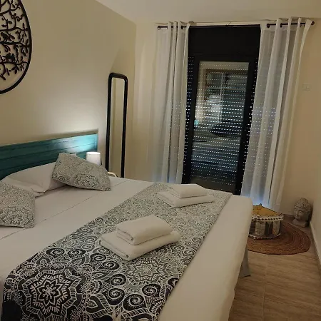 Renthappydays Comme Chez Soi 3 4 * Lloret de Mar